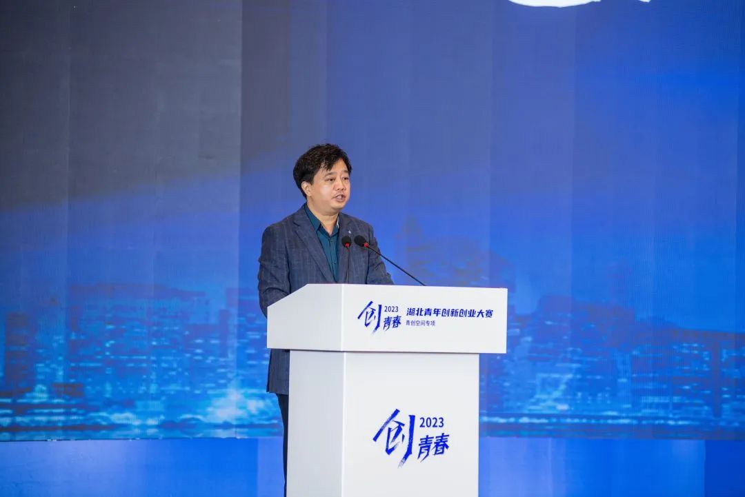 655abc99d21dc.jpg